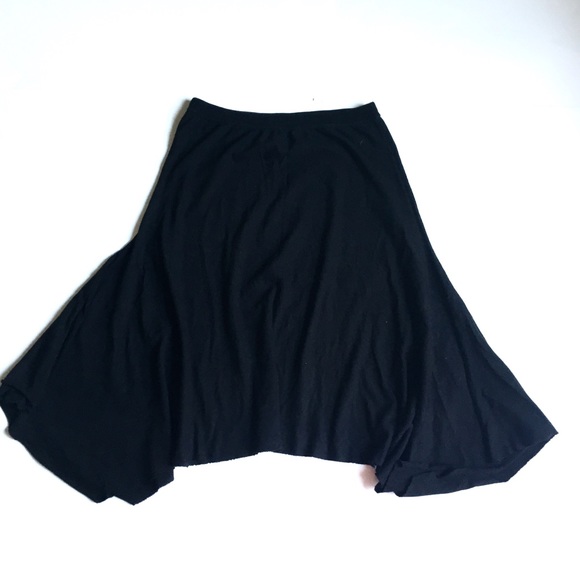 American Apparel Dresses & Skirts - 3/20 American Apparel women’s black high low skirt